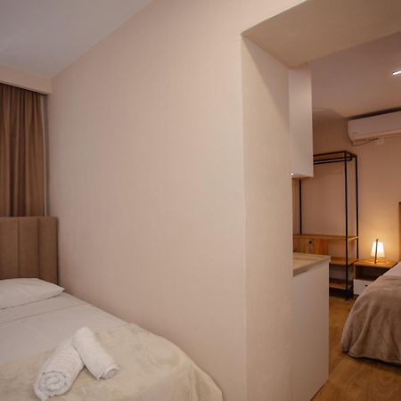 City Center Studio Apartments ชโคเดอร์ ภายนอก รูปภาพ